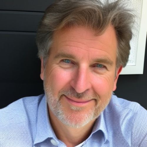 Témoignage 2 sur le livre " Le Guide Ultime pour faire Fortune avec ChatGPT-4 et les IA " à Bruxelles par Fatih AK